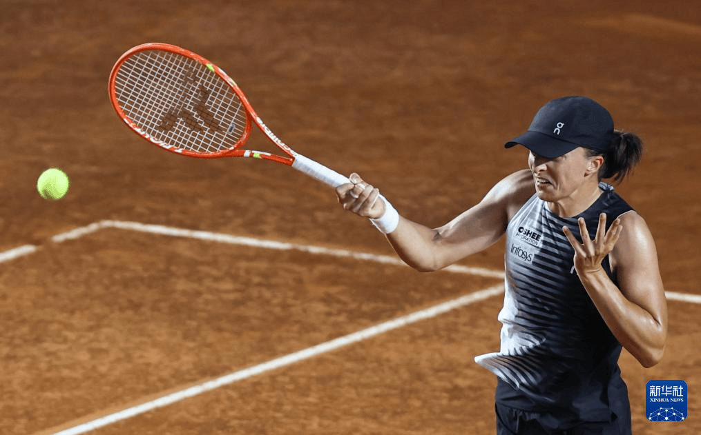 WTA1000罗马站：斯维亚特克胜大坂直美