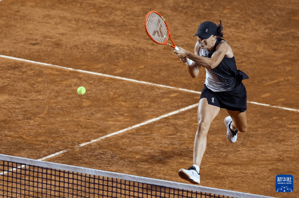 WTA1000罗马站：斯维亚特克胜大坂直美